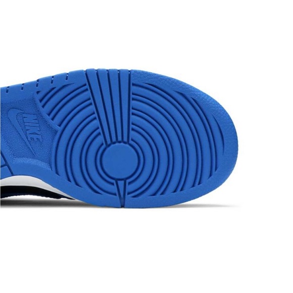 Nike Dunk Low (M 8.5, W sz 10) - Picture 4 of 8